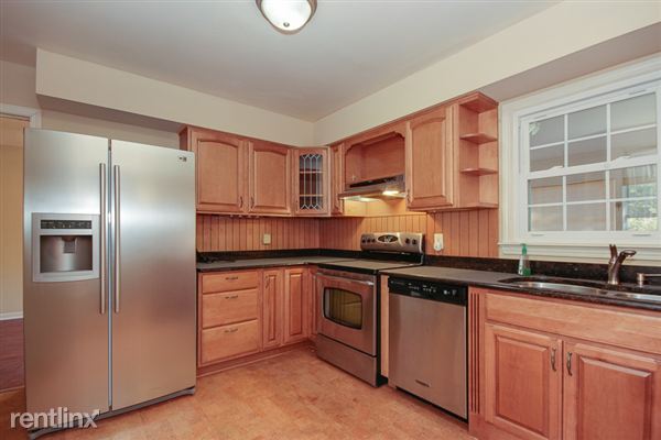 Building Photo - 5224 Brockie St