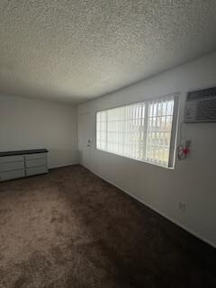 Foto del edificio - 18125 Bellflower St