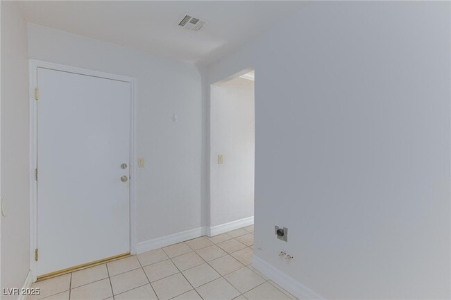 Foto del edificio - 8949 Diamond Falls Dr