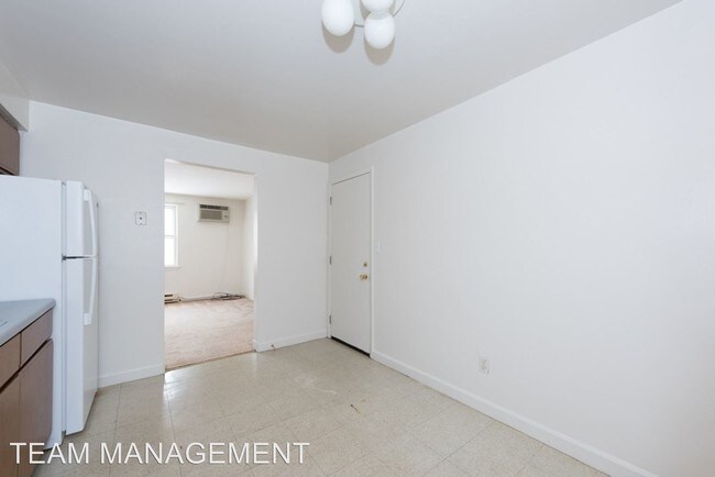 Foto del edificio - 1009 Sheridan Rd
