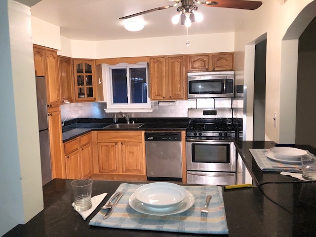 Large Kitchen - 24547 149th Ave
