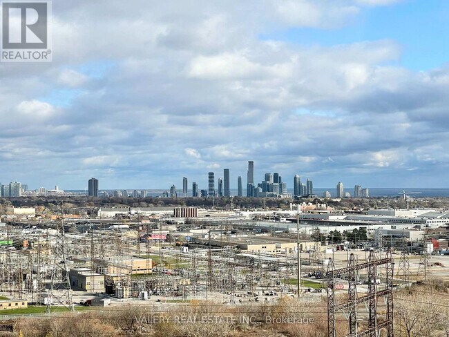 Building Photo - 50 Thomas Riley Rd