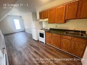 Building Photo - 18 Summer St