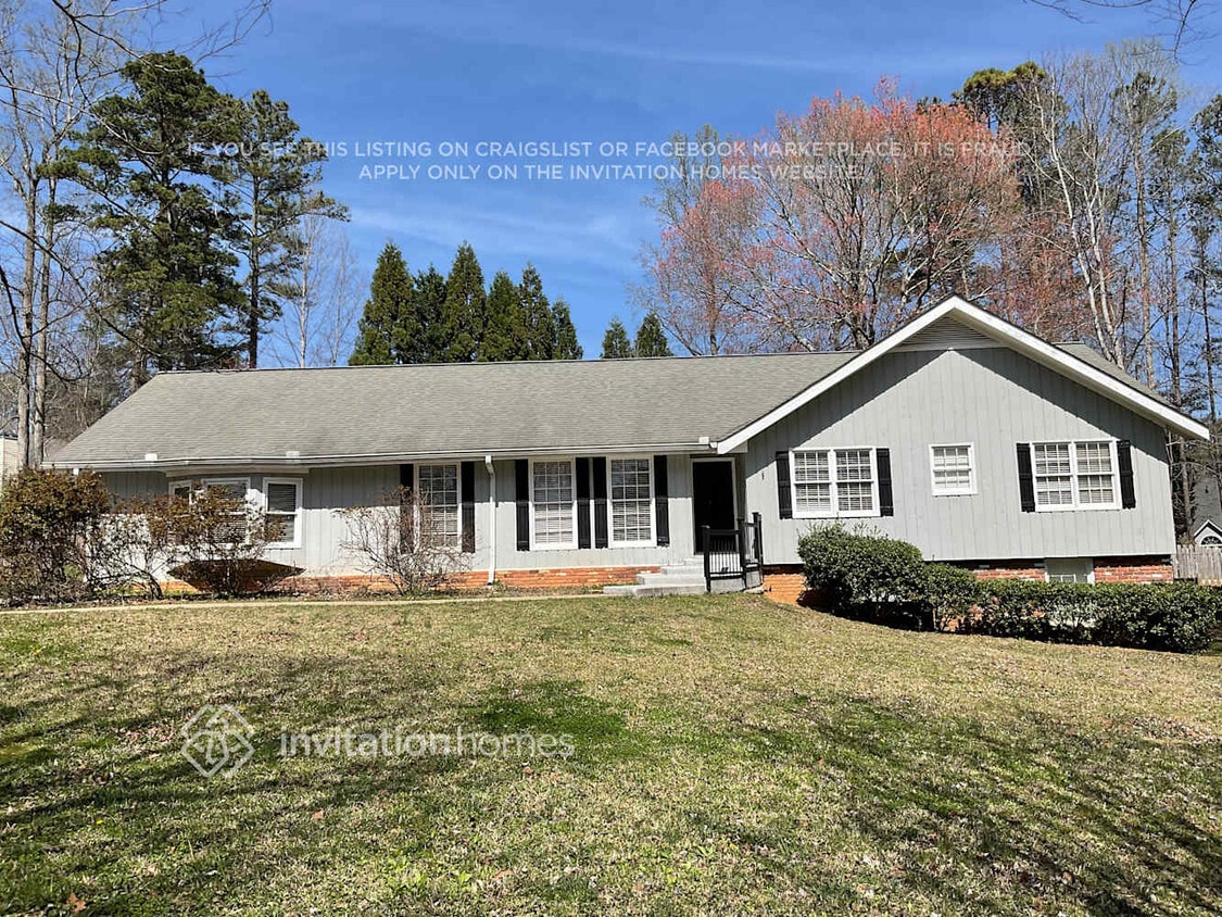 Foto principal - 3011 Stoneridge Ct