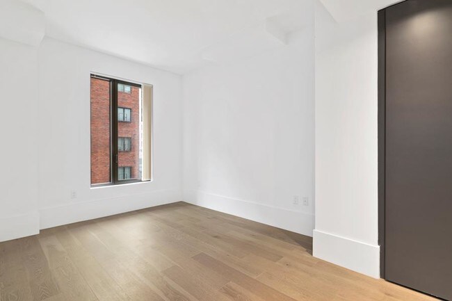 Foto del edificio - 429 Kent Ave