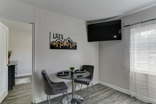 Foto del edificio - 1324 Hillside Ave