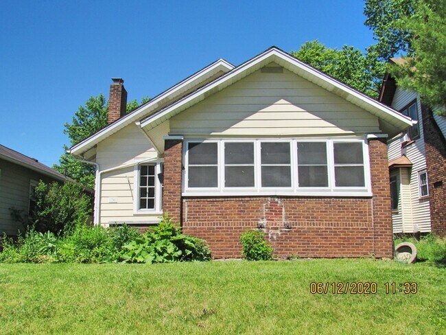 Building Photo - 34 N Riley Ave, Indpls, IN 46201