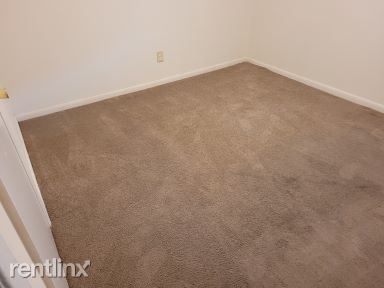 Foto del edificio - 3 br, 1 bath House - 4008 Nassau St