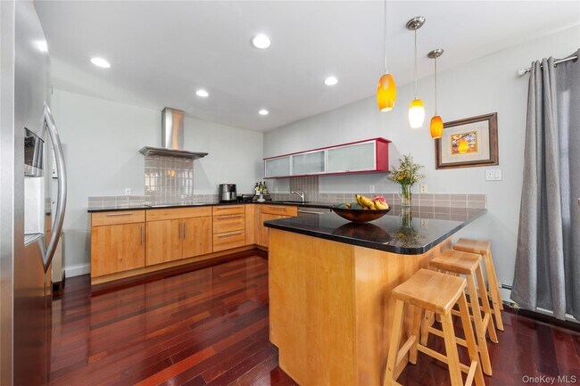 Foto del edificio - 355 1st St