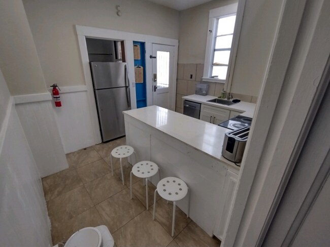 Foto del edificio - 2345 Fulton St