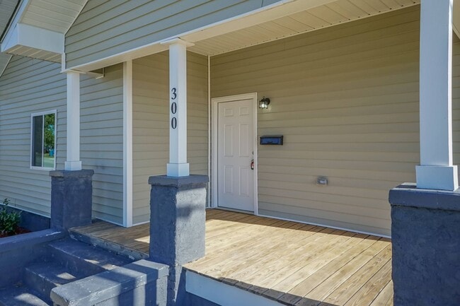 Foto del edificio - Amazing Three Bedroom Home!