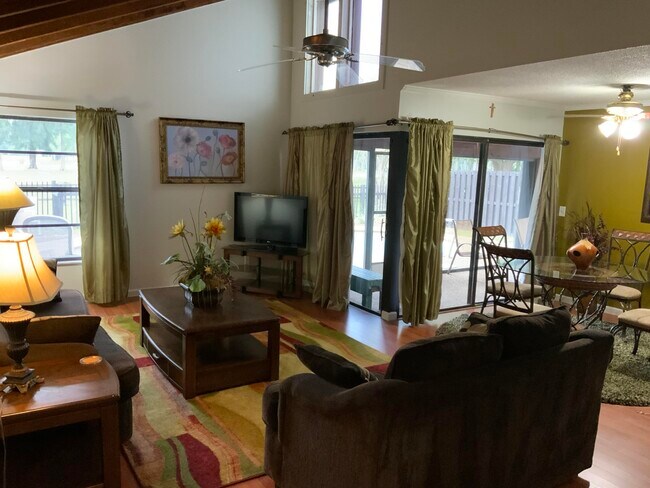 Foto del edificio - 1471 E Sandpiper Cir