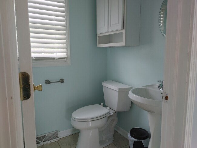 Foto del edificio - 579 Homestead Dr