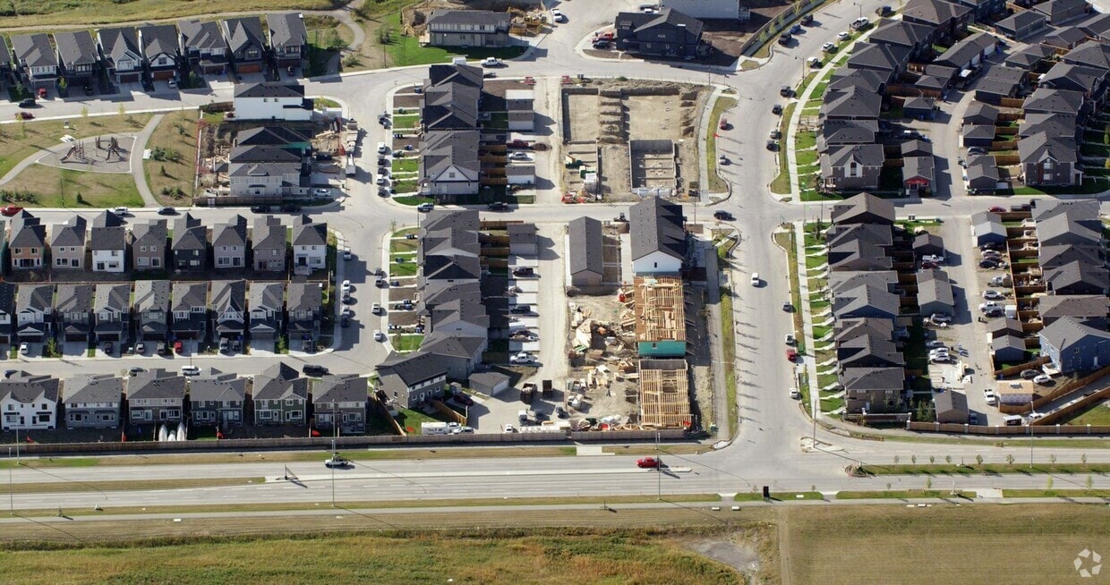 Aerial Photo - Creekstone Towns