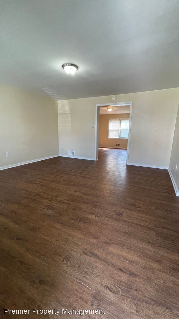 Foto del edificio - 3 br, 2 bath House - 1225 Cochran Avenue