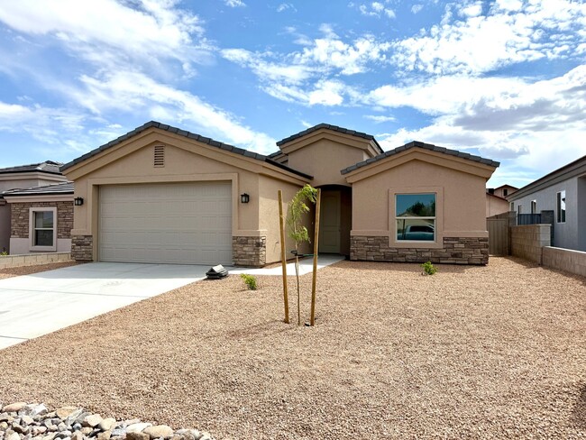 Building Photo - Gorgeous 2025 Built 3 Bedroom 2 Bath Home!