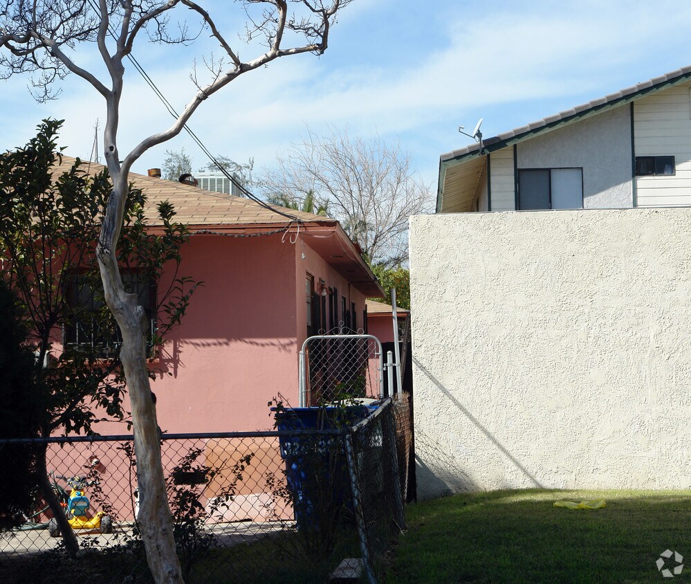 Foto del edificio - 1334 Sepulveda Ave