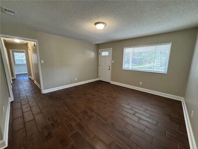 Foto del edificio - 4116 Latimer Ln