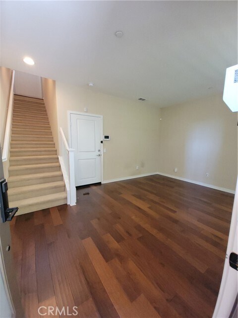 Foto del edificio - 1568 W Artesia Square