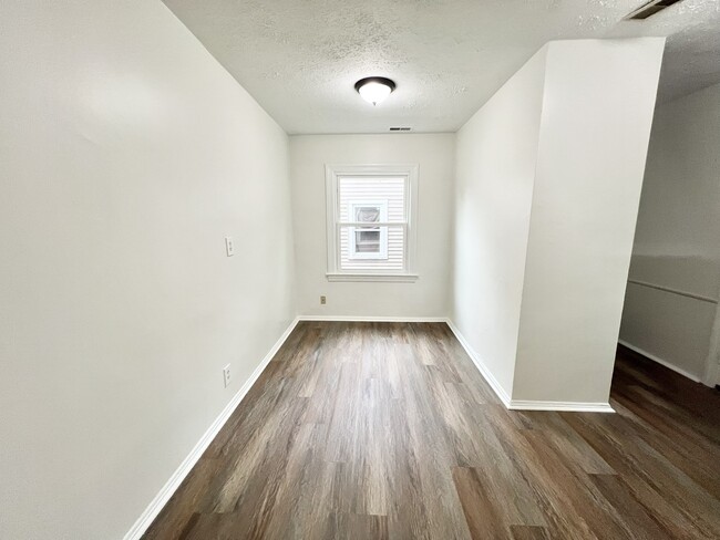 Photo - 2128 S 40th St House