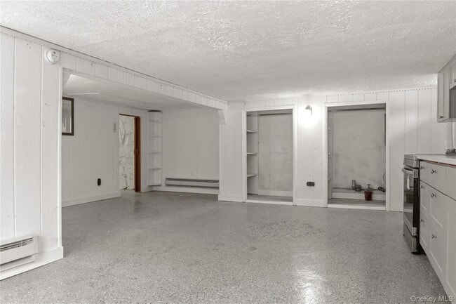 Building Photo - 378 Broadway