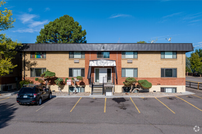 Exterior - Chatfield Lake Apartments