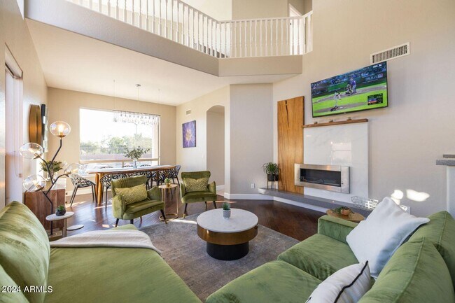 Foto del edificio - 3055 N Red Mountain