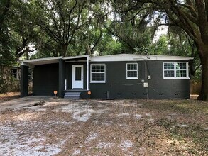 Building Photo - 6710 Helston Ct