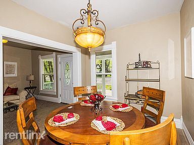 Foto del edificio - 3 br, 1.5 bath House - 218 S Prospect St