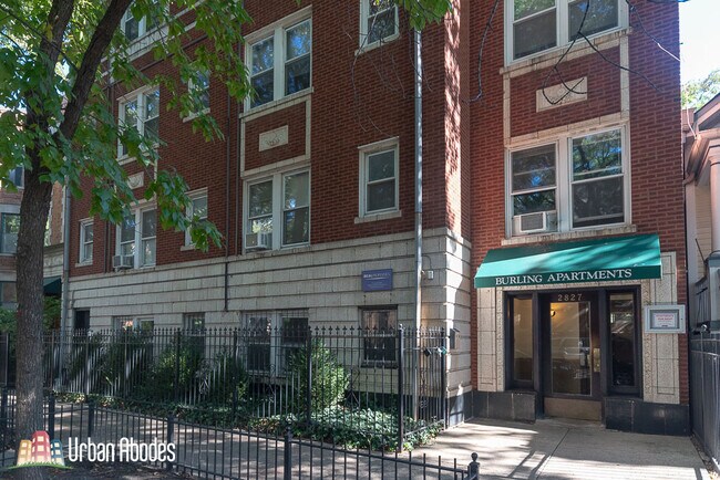Building Photo - 2827 N Burling St