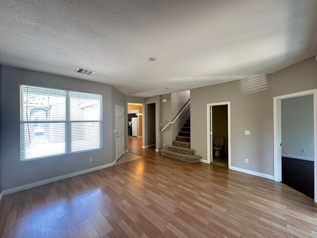 Building Photo - Wineridge 3-Phase 2