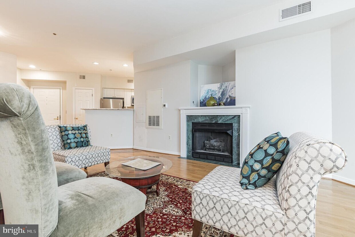 1625 International Dr Unit 421, McLean, VA 22102 Apartment for Rent