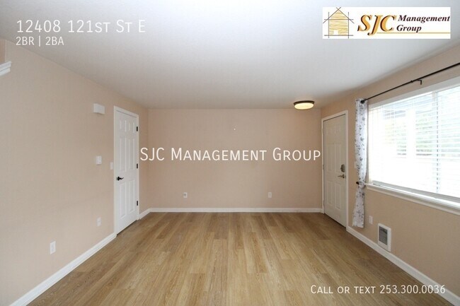 Foto del edificio - Two bedroom townhouse in Puyallup for rent