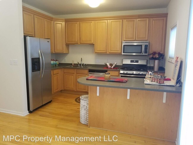 Building Photo - 2 br, 2.5 bath Apartment - 5521 3rd Ave
