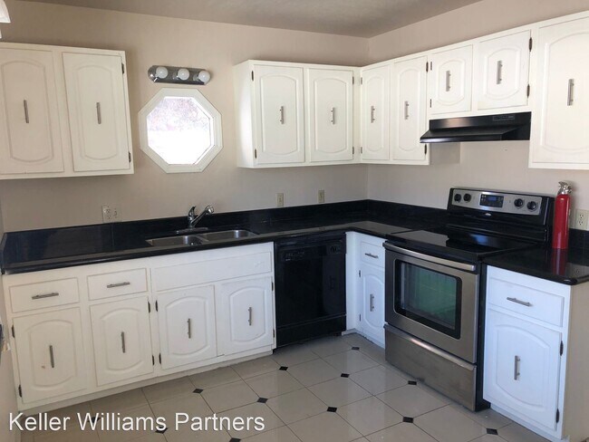 Building Photo - 2 br, 2 bath House - 1745 Woodmoor Dr