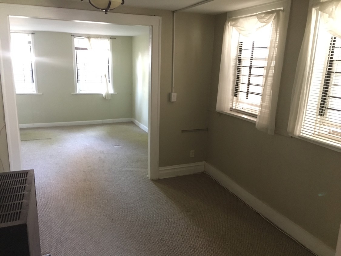 Foto principal - 1335 W Fletcher St