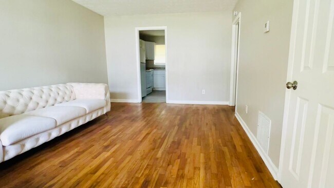 Foto del edificio - 1595 Carlisle St NW