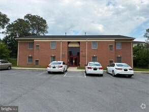 Building Photo - 534 Pangborn Blvd