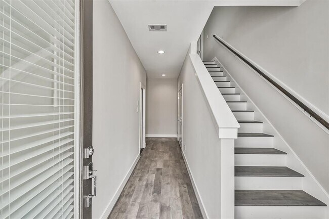 Foto del edificio - 5509 Beall St