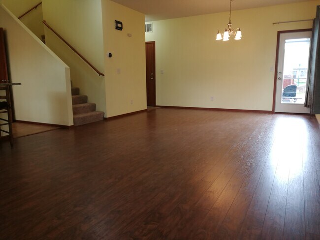 Foto del edificio - 1418 51st St NE