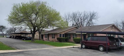 Building Photo - 1014 Ware Blvd