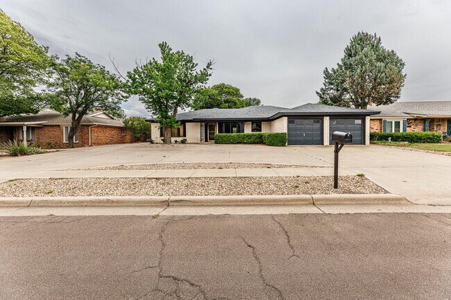 Foto del edificio - 5703 80th St