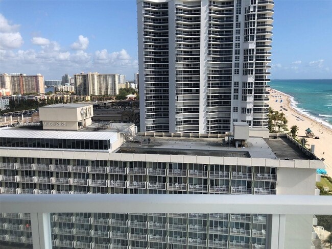 Building Photo - 16699 Collins Ave