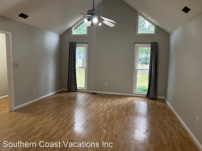 Building Photo - 3 br, 2 bath House - 904 Veneda Court
