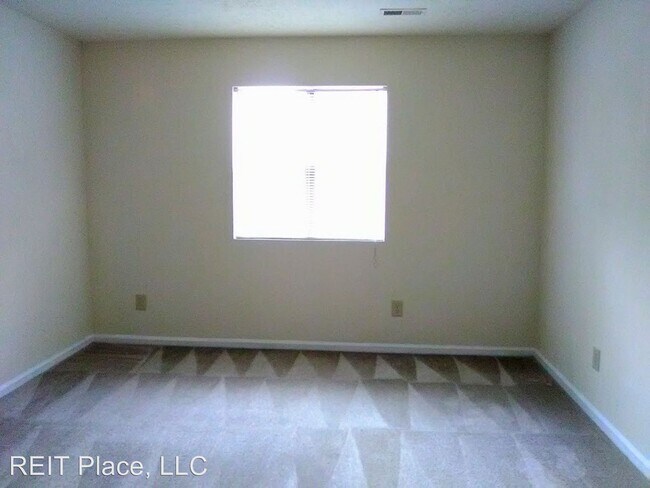 Building Photo - 3820 Sherman Ave