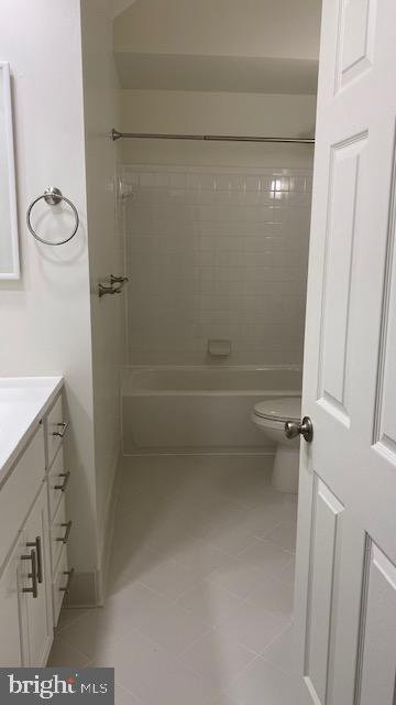 Building Photo - 14225 Jib St