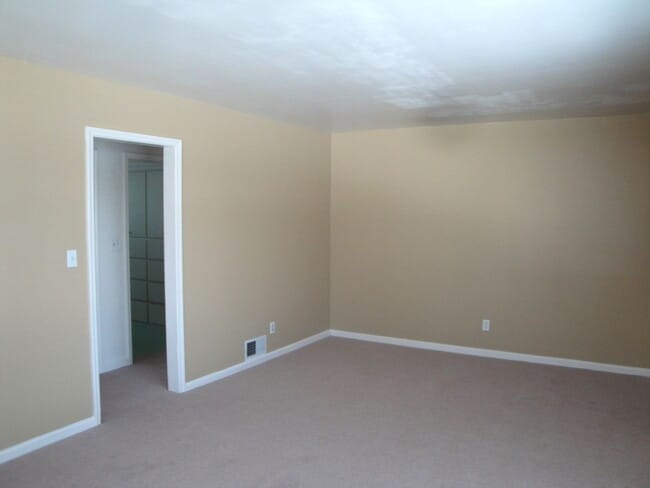Foto del edificio - 3 Bedroom Home Near Sugarhouse!