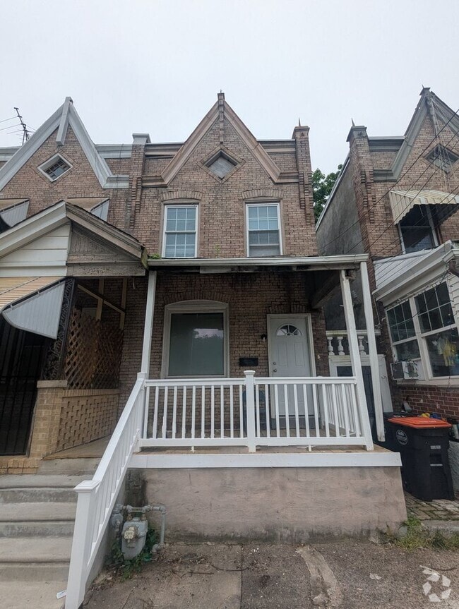 Building Photo - 934 Potter St