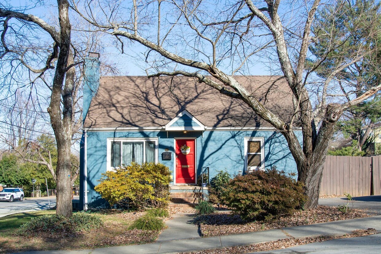 Foto principal - 801 Calhoun St