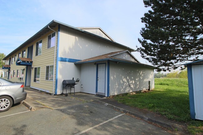 Foto del edificio - 3917-3931 N Juneau St